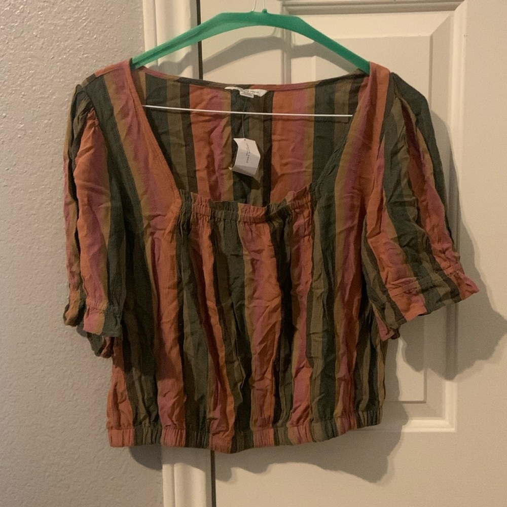 American Eagle Crop top Large never worn
